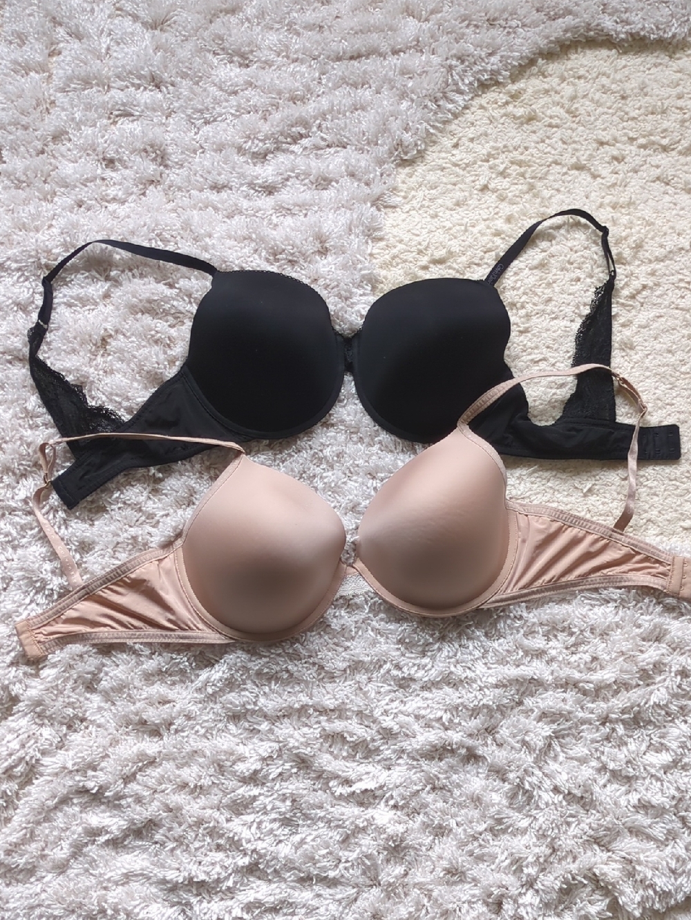 Calvin Klein Underwear T-Shirt Bras in Black and Nude